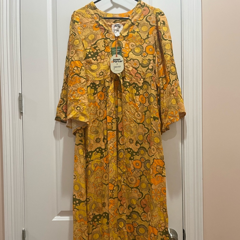 Joanie x Dawn Porter collab retro vibes dress